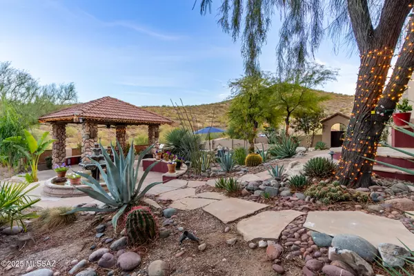 Tucson, AZ 85745,467 S Stephanie Loop