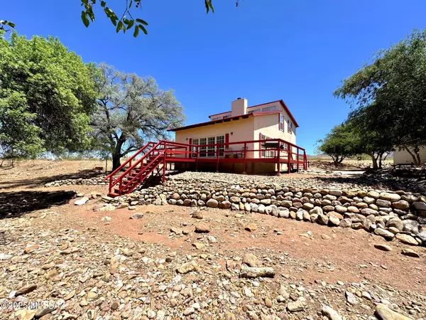10487 E Turkey Creek Road, Pearce, AZ 85625