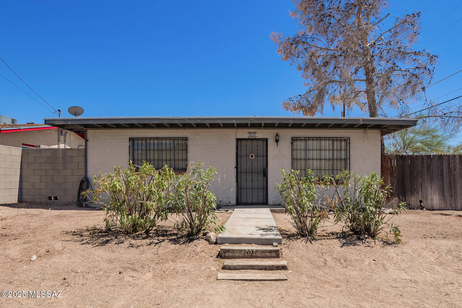 202 E Jacinto Street, Tucson, AZ 85705