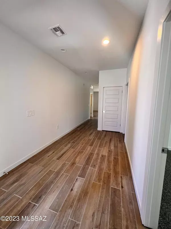 Vail, AZ 85641,12775 E Russo Drive