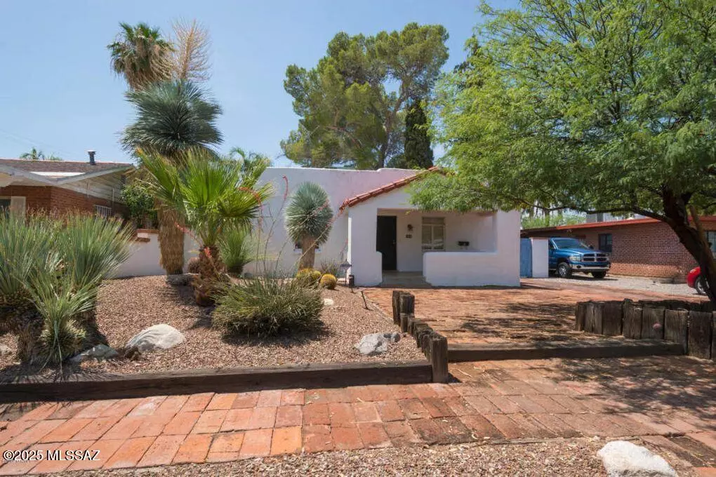Tucson, AZ 85719,1816 E Waverly Street