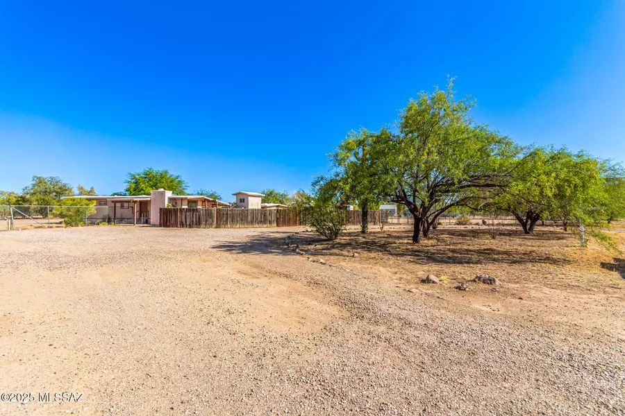 12130 N Calle De La Solana, Marana, AZ 85653
