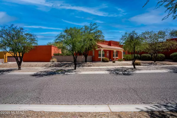 Tucson, AZ 85747,5449 S Thunder Sky Way