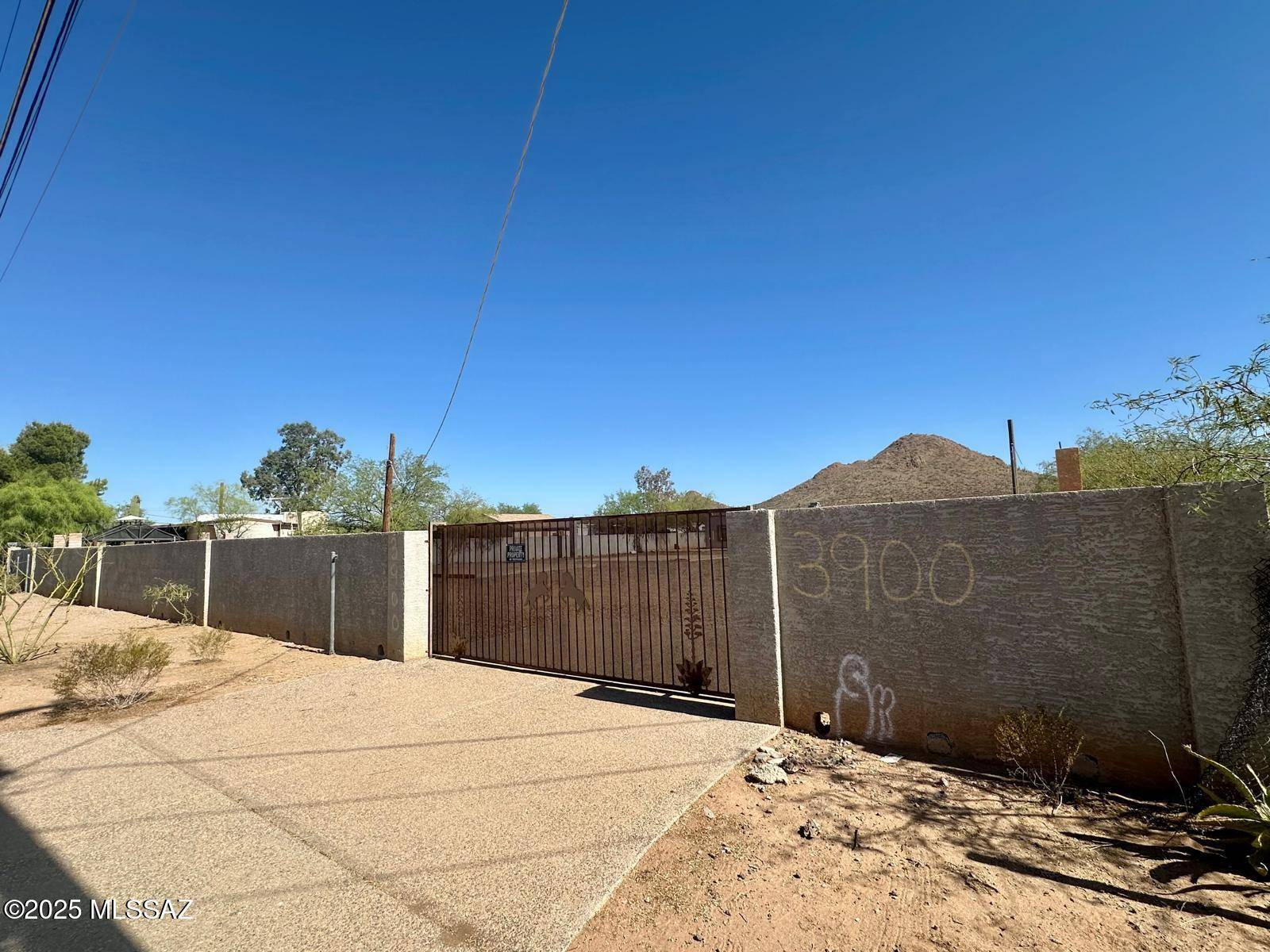 Tucson, AZ 85746,3900 W Calle Torim
