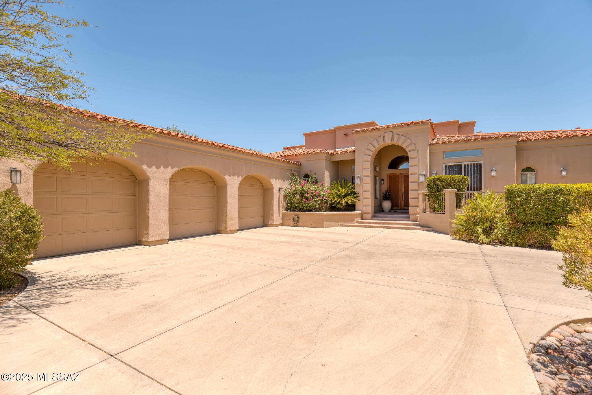 Tucson, AZ 85737,1030 W Soft Wind Place