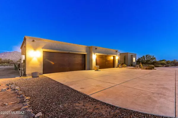 Tucson, AZ 85755,12350 N Sunkist Springs Place