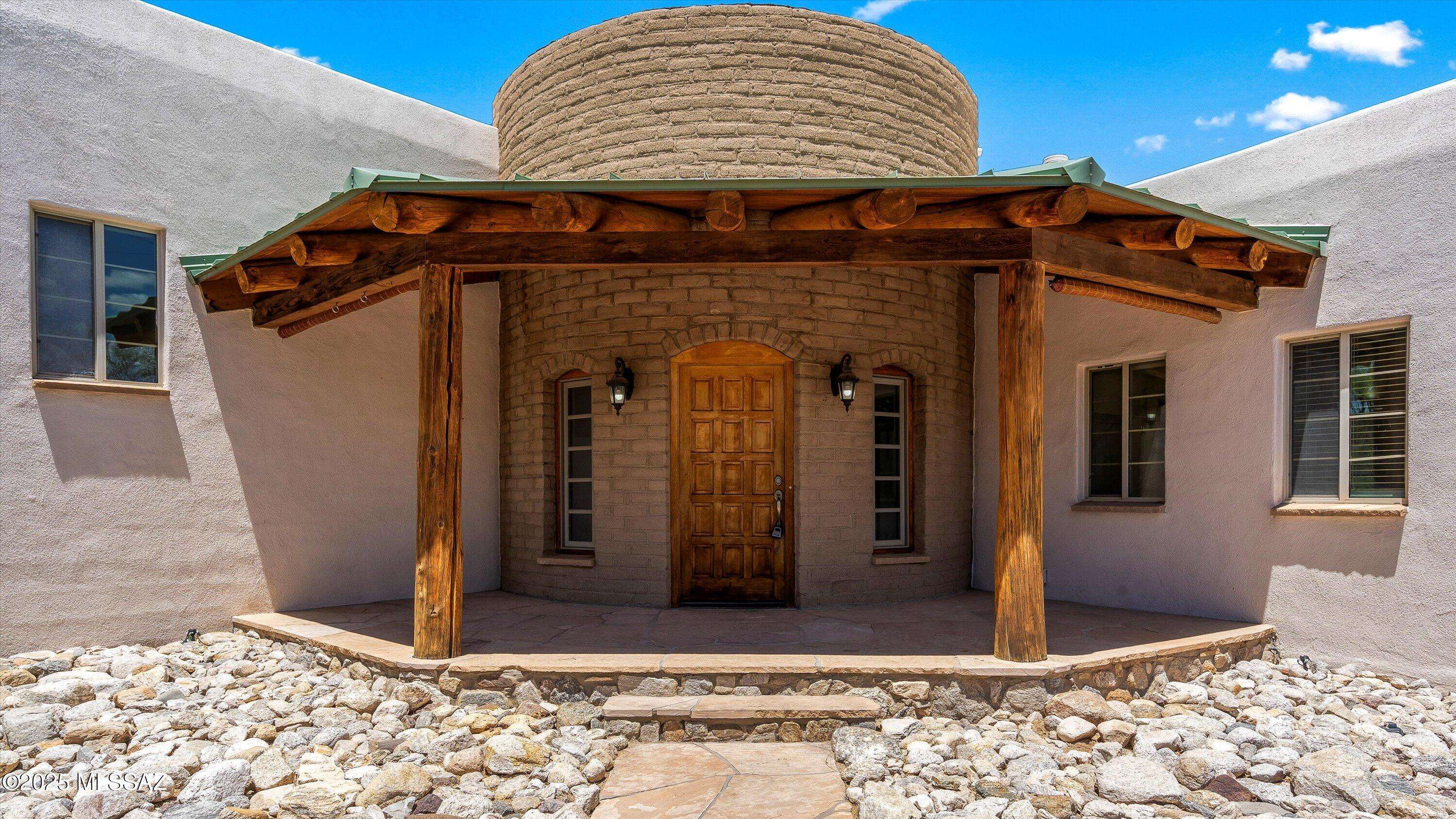 2566 N Redington Place, Tucson, AZ 85749