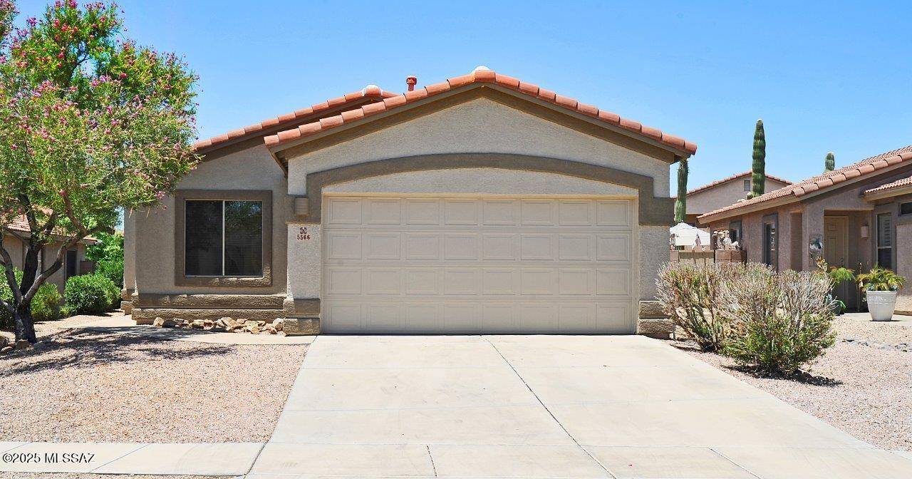 5566 W Acacia Blossom Place, Marana, AZ 85658