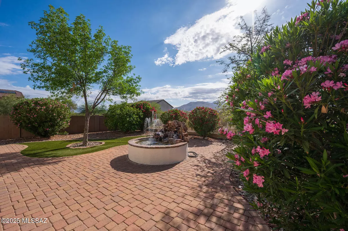 Tucson, AZ 85747,5939 S Moon Desert Drive