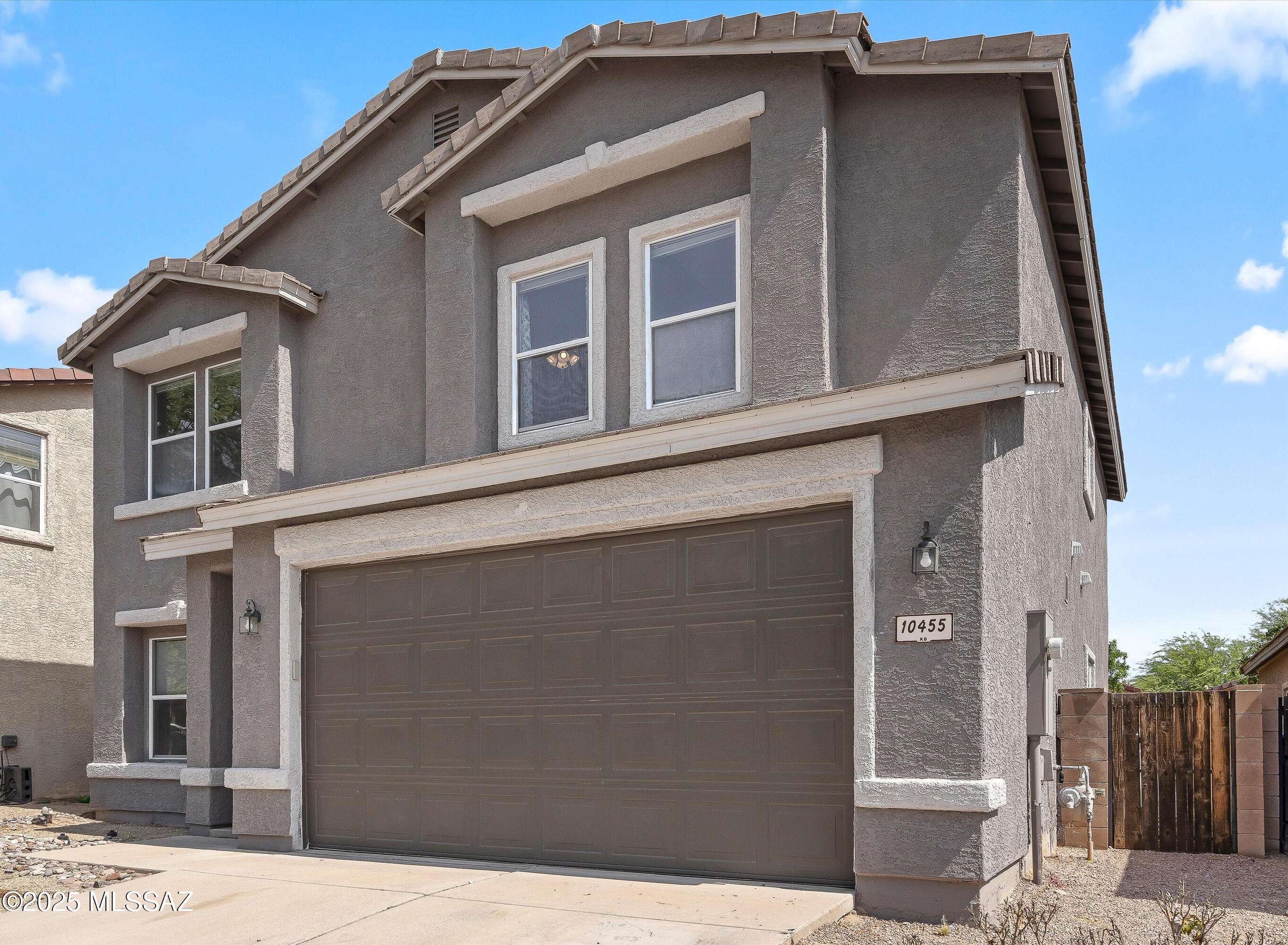 10455 E Malta Street, Tucson, AZ 85747