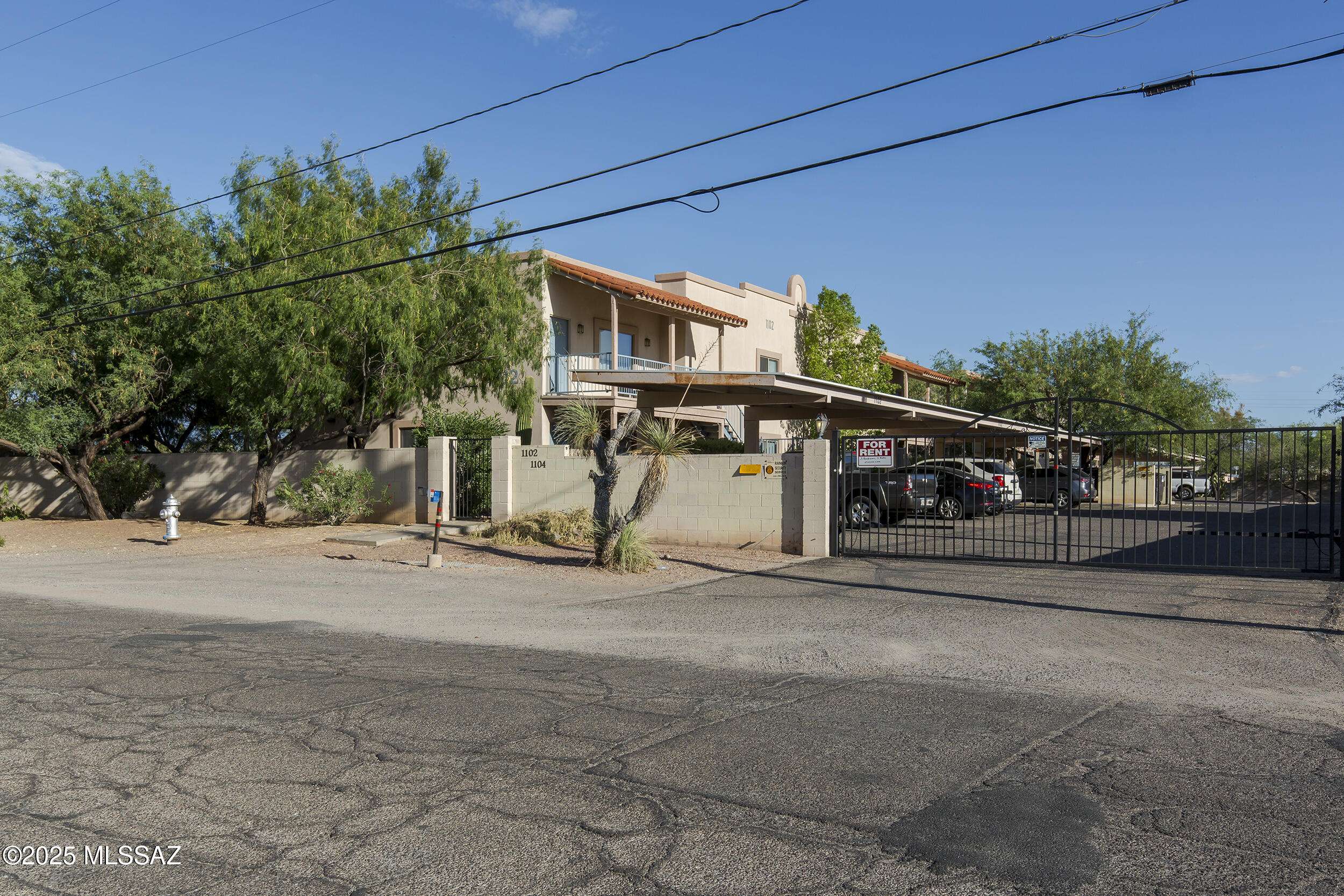Tucson, AZ 85719,1102-1104 E Halcyon Road