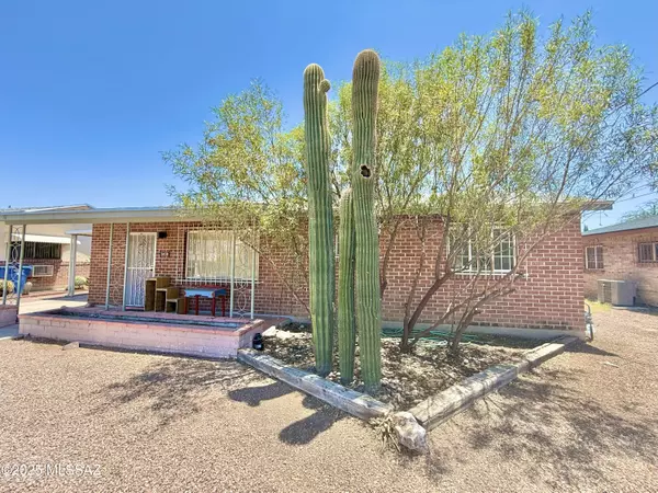 Tucson, AZ 85712,5438 E Willard Street