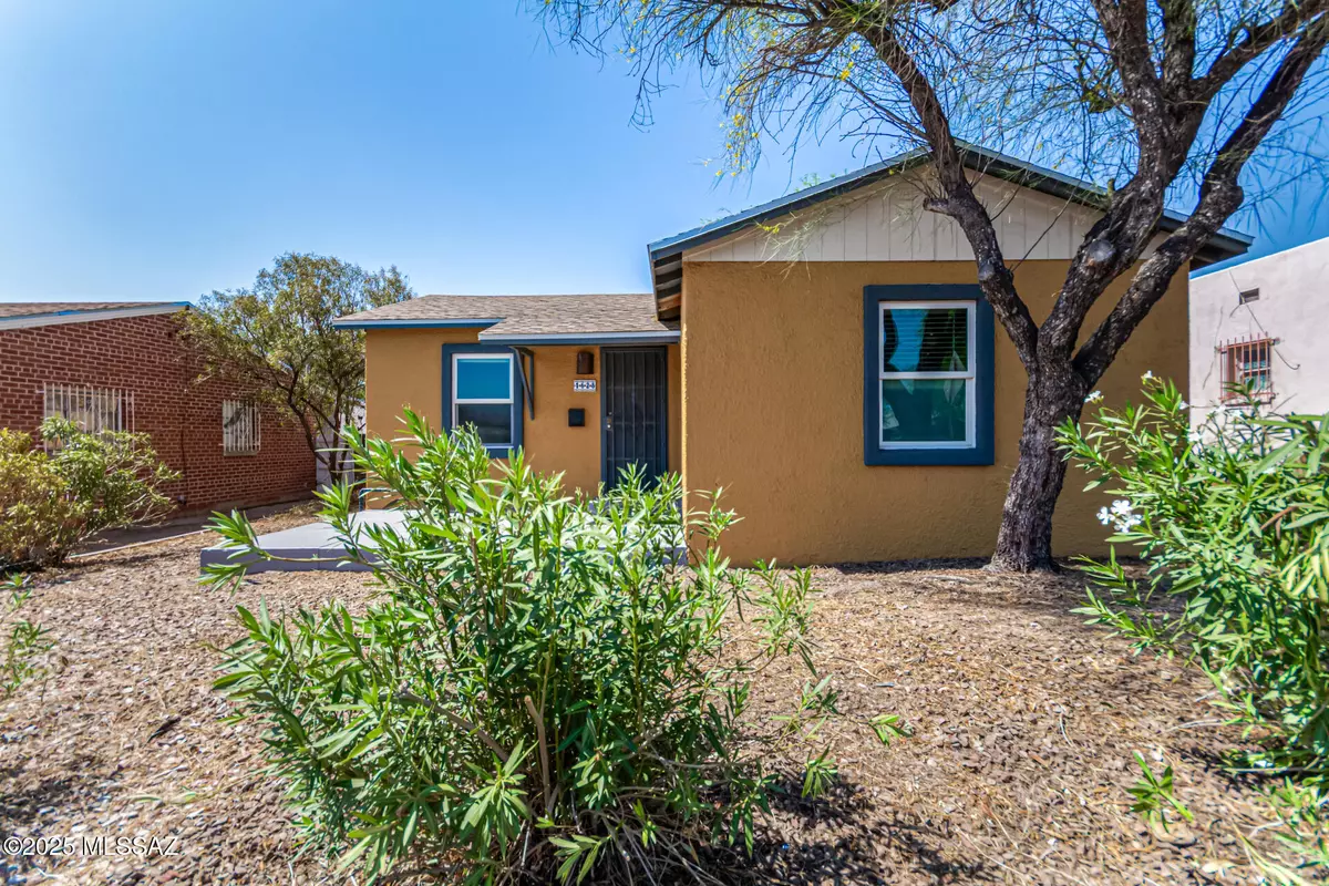 Tucson, AZ 85719,1628 E Grant Road