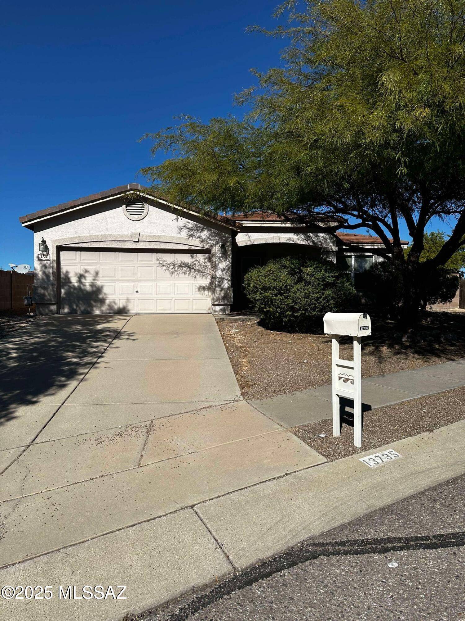 13735 E Shadow Pines Lane, Vail, AZ 85641