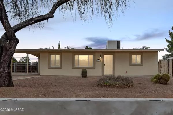 Tucson, AZ 85711,6142 E 25th Street