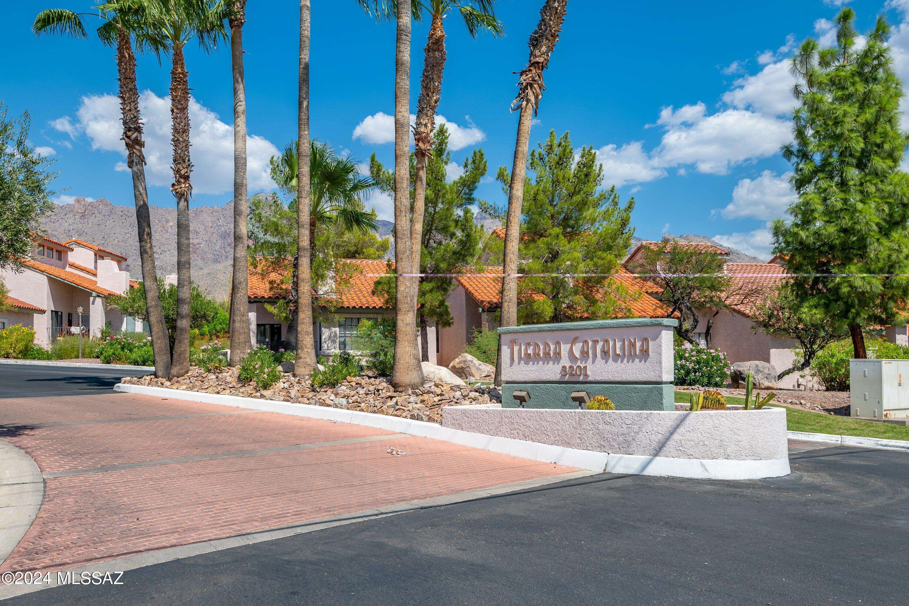 Tucson, AZ 85718,6500 N Tierra De Las Catalinas  #87