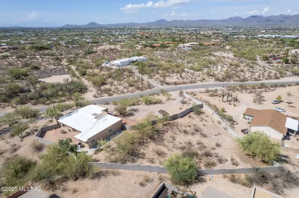 5801 N Calle Kino, Tucson, AZ 85704