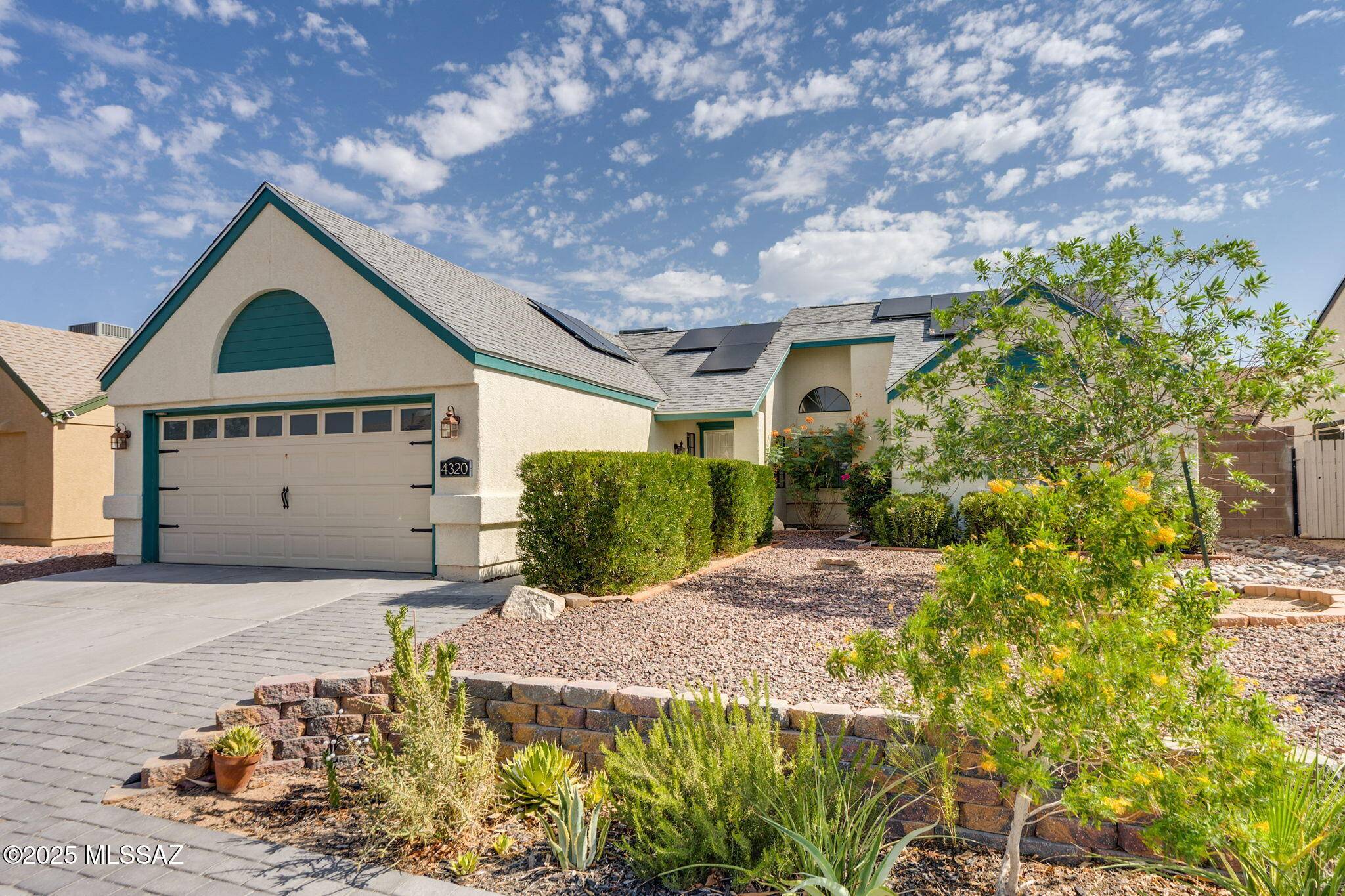 Tucson, AZ 85741,4320 W Sungate Place