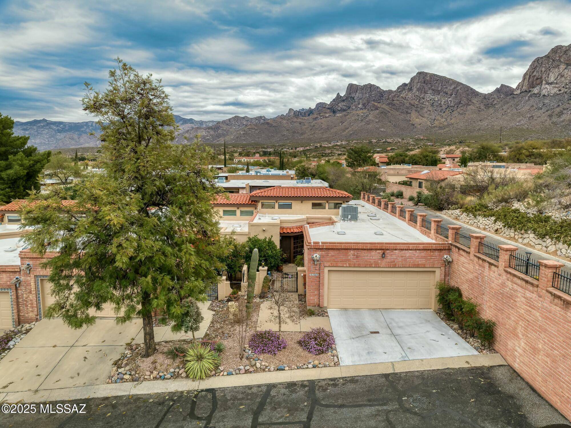 10100 N Spyglass Place, Tucson, AZ 85737