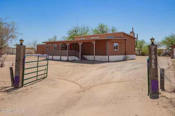 11955 W Ina Road, Tucson, AZ 85743