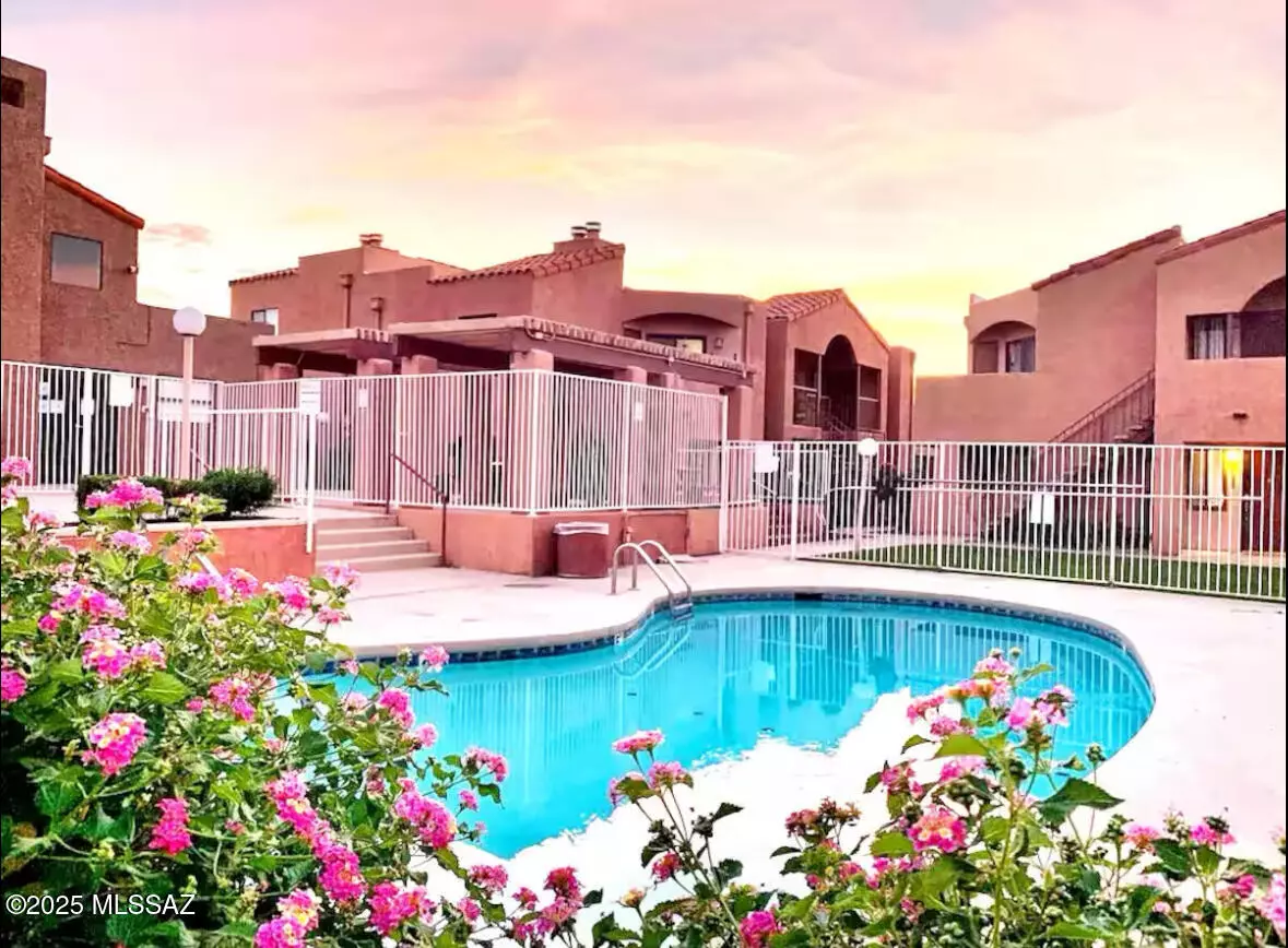 Tucson, AZ 85719,1745 E Glenn Street #114