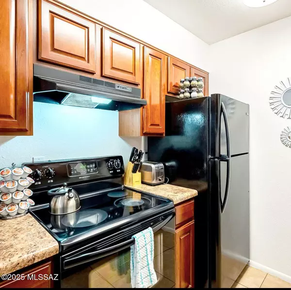 Tucson, AZ 85719,1745 E Glenn Street #114