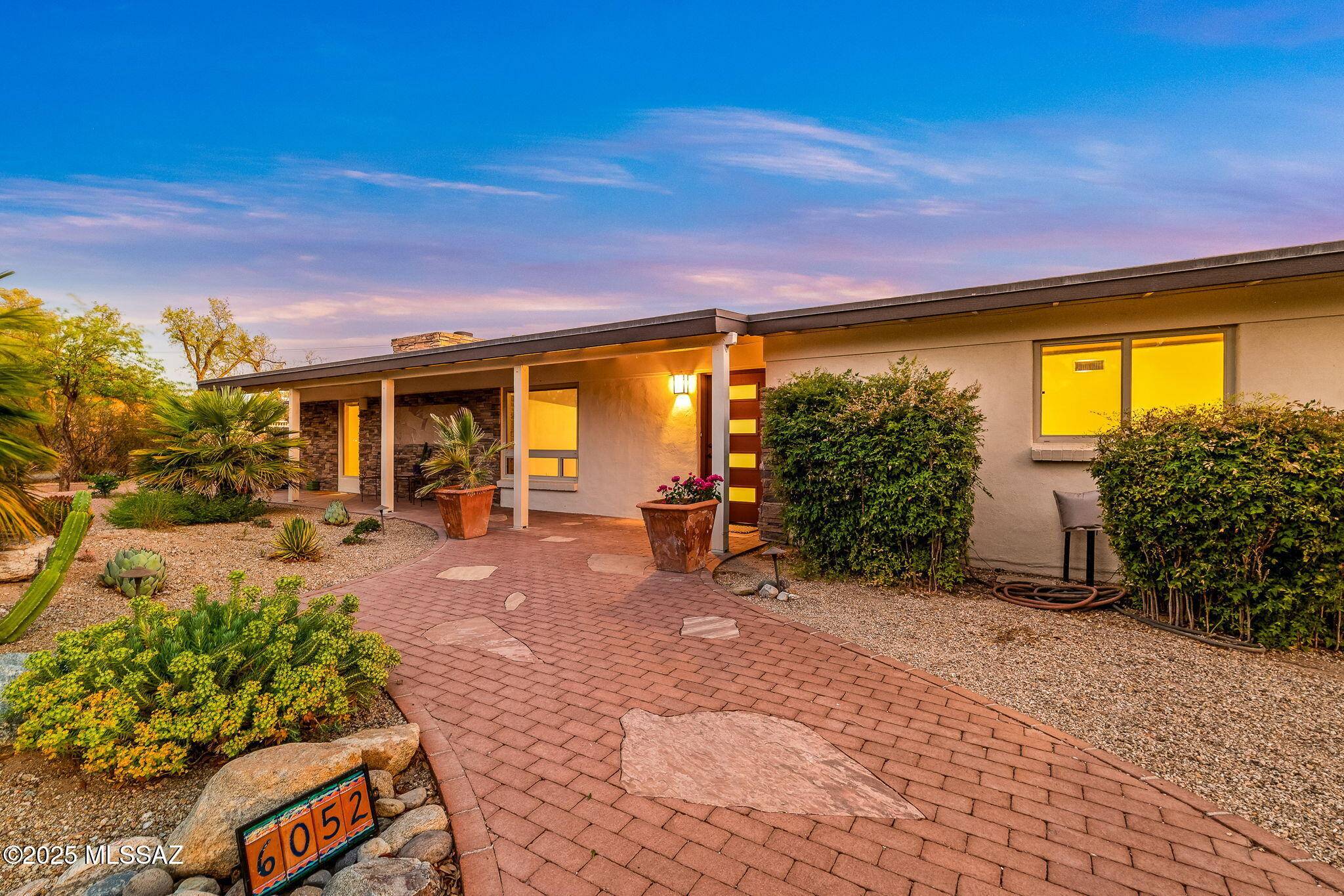 6052 E West Miramar Drive, Tucson, AZ 85715