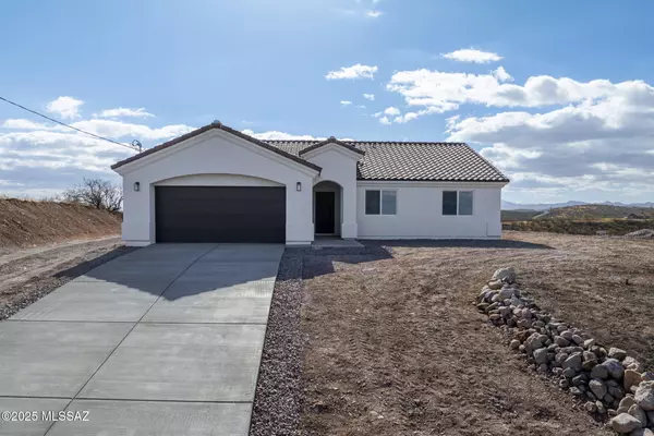 998 Calle Coyote, Rio Rico, AZ 85648