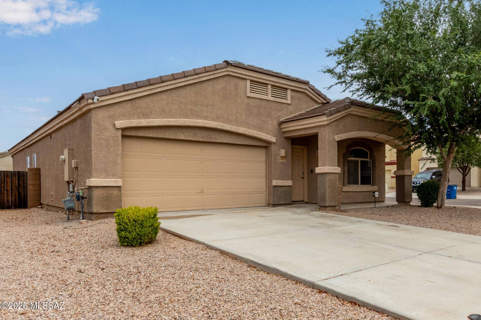 Tucson, AZ 85757,6745 S Stone Fly Drive