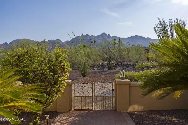 2374 E Calle Los Altos, Tucson, AZ 85718