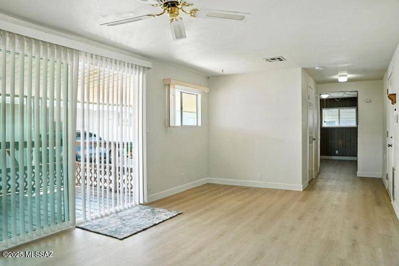 Tucson, AZ 85712,4001 E Blacklidge Drive #62