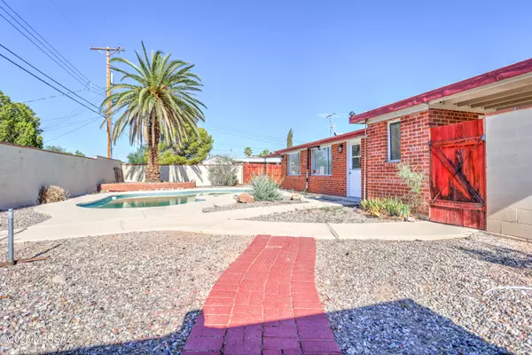 Tucson, AZ 85710,6735 E 17th Street