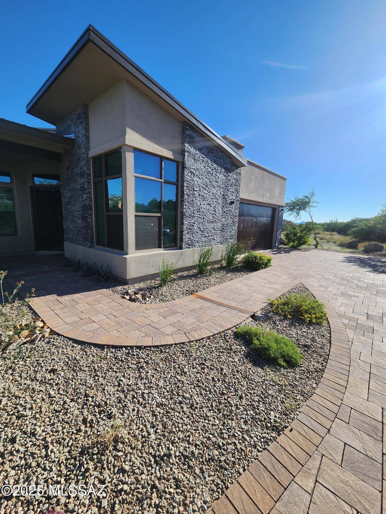 14205 N Stone View Place, Tucson, AZ 85755