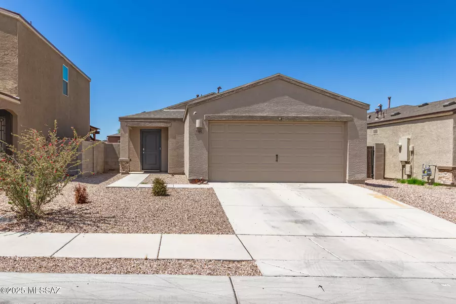 5992 S Antrim Loop, Tucson, AZ 85706