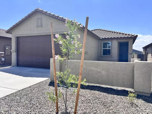 12572 N Krista Avenue, Marana, AZ 85653