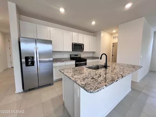 Marana, AZ 85653,12572 N Krista Avenue