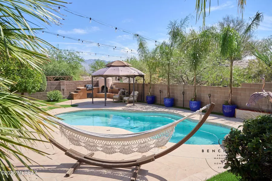 960 N Western Ridge Trail, Tucson, AZ 85748