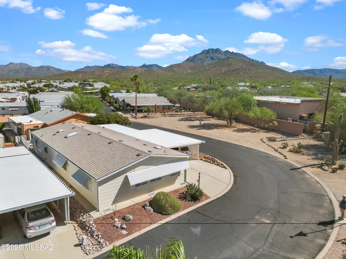 Tucson, AZ 85735,7630 W Edgestone Street