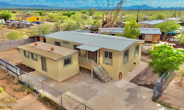 6911 W Tumbling T, Tucson, AZ 85757