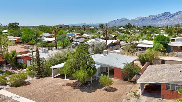 Tucson, AZ 85711,5035 E CECELIA Street