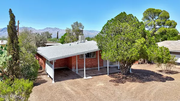 Tucson, AZ 85711,5035 E CECELIA Street