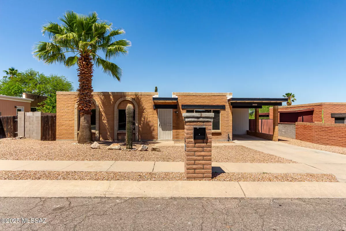 Tucson, AZ 85730,3432 S Santee Avenue