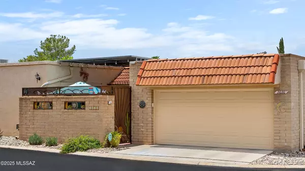 2020 S Quail Hollow Drive, Tucson, AZ 85710