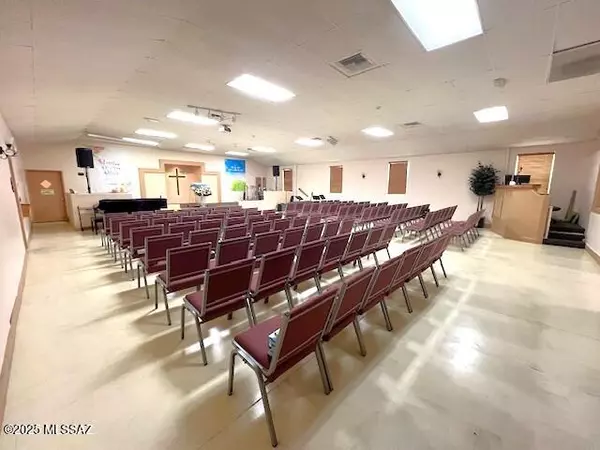 Tucson, AZ 85711,5002 E 4th Street