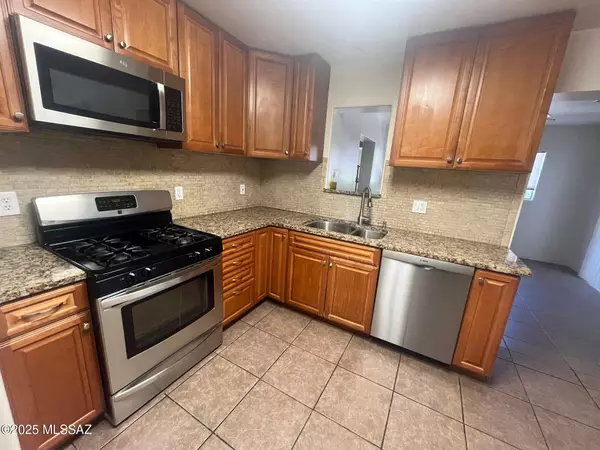 Tucson, AZ 85716,2833 E Copper Street
