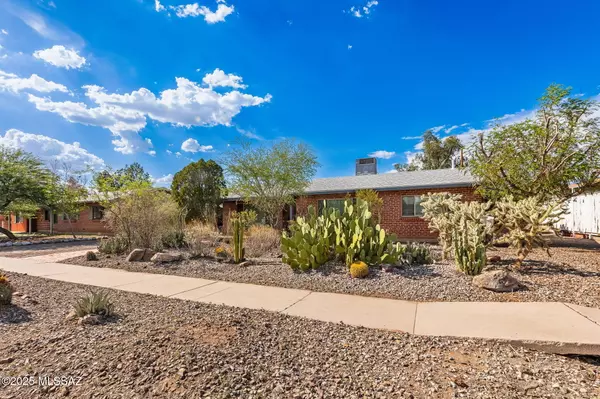Tucson, AZ 85712,4807 E Helen Street