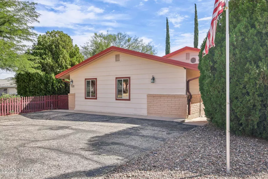 721 S Osage Drive, Benson, AZ 85602