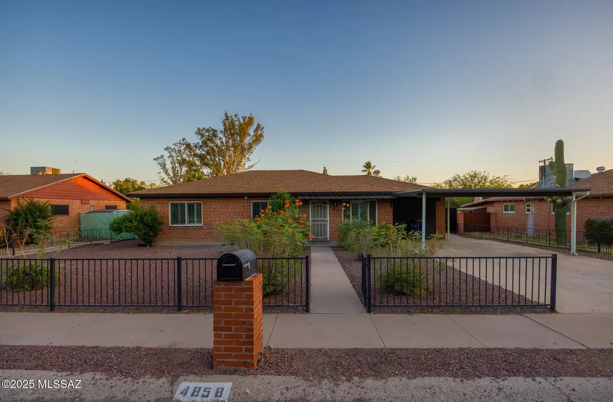Tucson, AZ 85711,4858 E Melissa Street