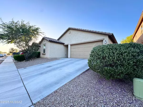 Tucson, AZ 85757,8560 W Amazilia Place