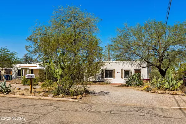 518 S Longfellow Avenue, Tucson, AZ 85711